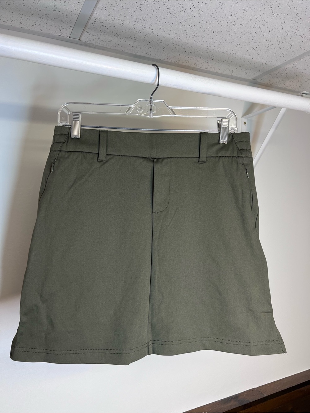 Land’s End Olive Green Casual Skort- S